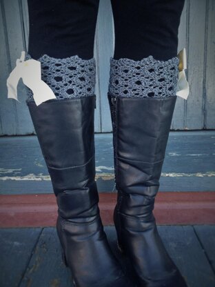 Old English Lace Boot Cuffs