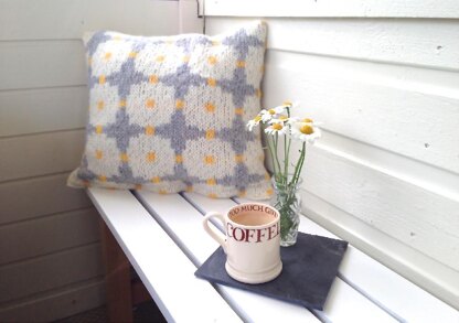 Daisy Cushion Cover