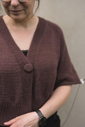 One buttoned cardigan