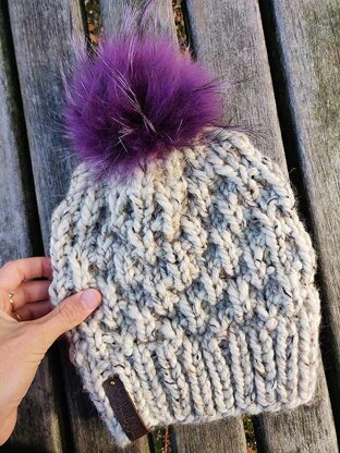 Aurora Knit Hat