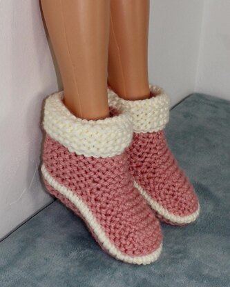 Ladies 2 Colour Super Chunky Slipper Boots