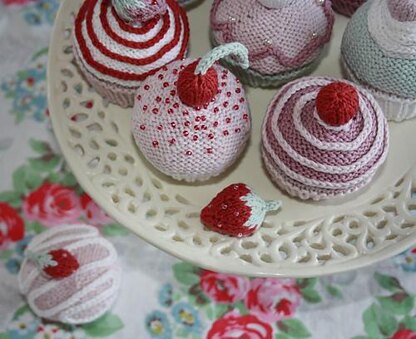 Yummy Cotton Candy Cupcakes