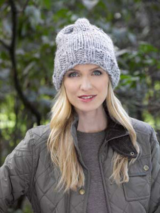 Simple Knit Hat in Lion Brand Wool-Ease Thick & Quick - L32214D