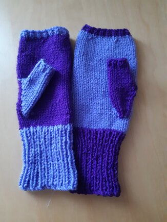 Fingerless gloves for the grown ups #2