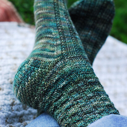 Jen Hagan Design Fundamental Top-Down Socks PDF