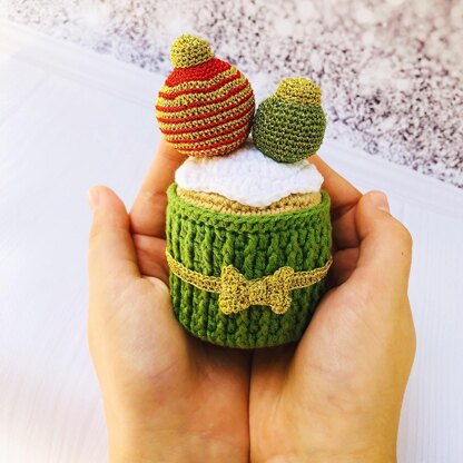 Christmas ornament, crochet Christmas decor