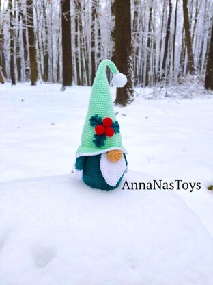 Christmas gnome 4