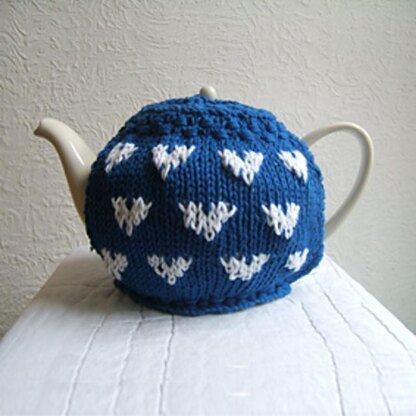 Heart Tea Cosy with plain version variation