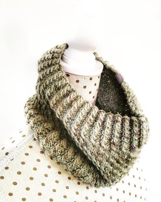 Left Twisted and Broken Cowl