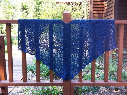 Trillixagon Shawl