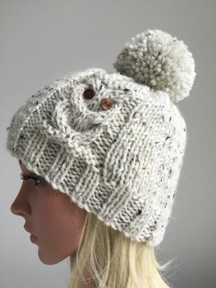 Owl pompom hat