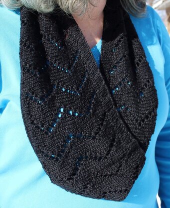 Tiffany Cowl