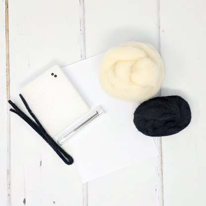 The Crafty Kit Company Sleepy Panda Needle Felting Kit - 190 x 290 x 94mm