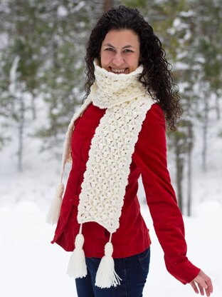 Snowberries A Luxurious Winter Scarf