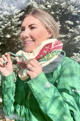 Snowflake Sparkle Snood