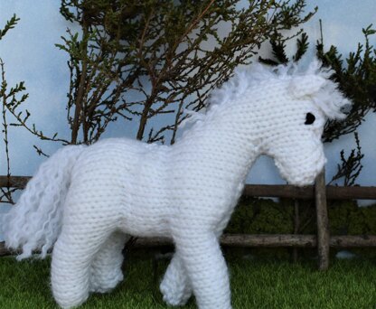 Horse Pony Knitting Pattern Snoo's Knits