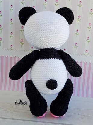Amigurumi cute bear panda