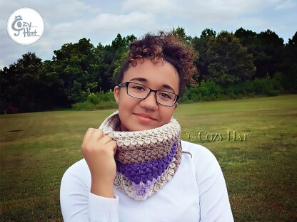Pebbles and Pearls Cowl