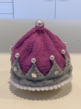 Crown hat