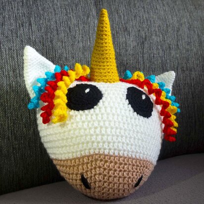 Crochet pattern unicorn cuddle cushion