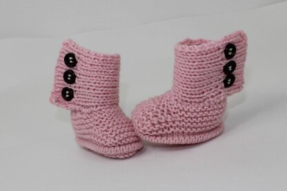 3 Button New Baby 4 Ply Booties