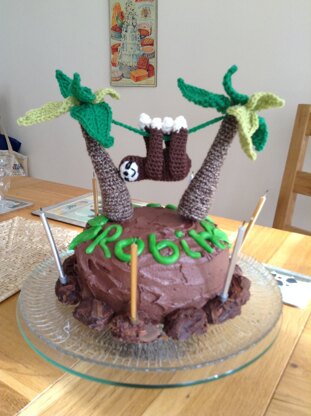 Crochet Sloth Cake
