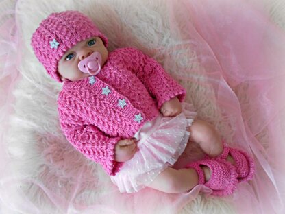 Baby Emily dk knitting pattern