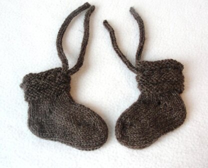 Itty Bitty Baby Booties