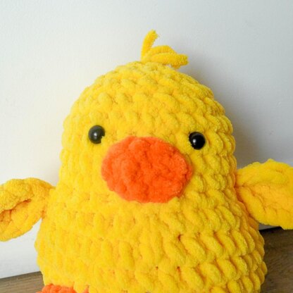 Chubby duck amigurumi