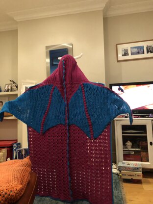 Dragon hooded blanket