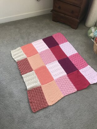 Baby blanket made with 10 ball color pack