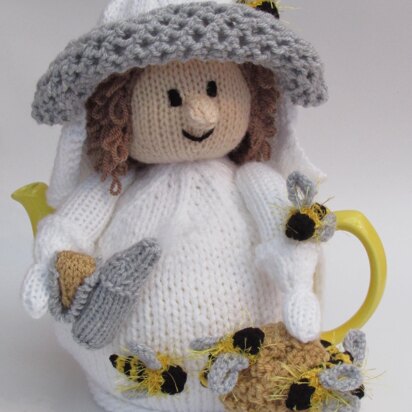 Beekeeper Tea Cosy Knitting Pattern