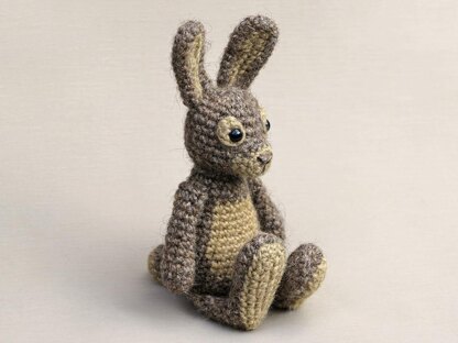 Crochet animal patterns designed by Sonja van der Wijk