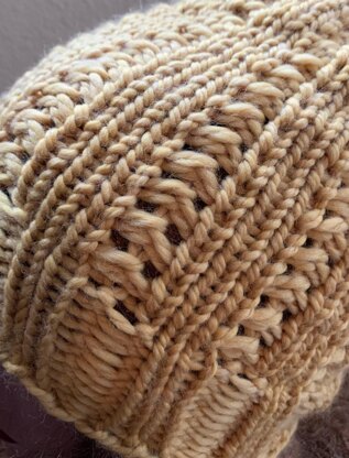 Barrels & Purls Hat -- a loom knit pattern