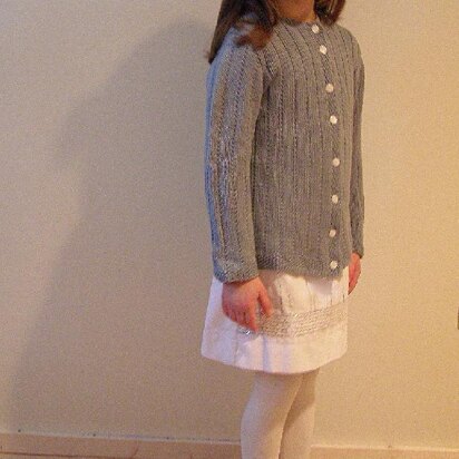 Classic Girls Cardigan - knitting pattern