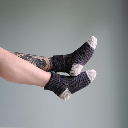 Hedgehog slipper-socks