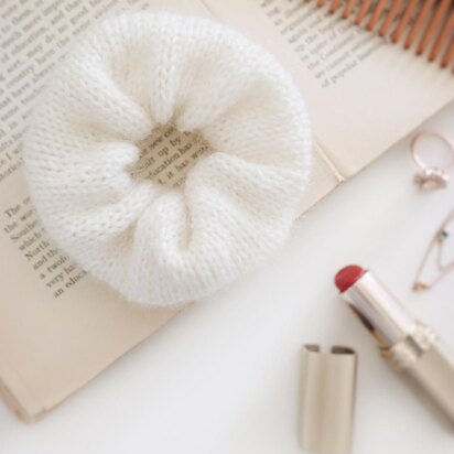 The Classic Scrunchie - knitting pattern
