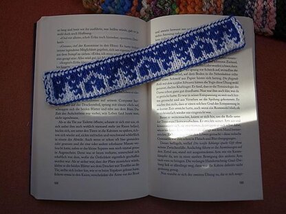 Winter II bookmark