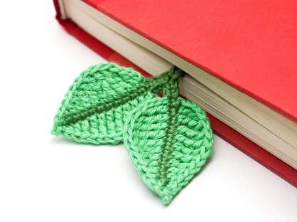 Leaf Bookmark Crochet Pattern