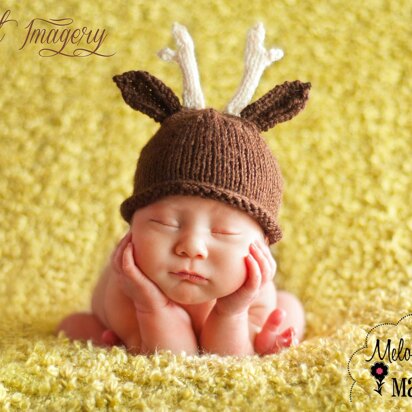 Antler Hat Knitting Pattern