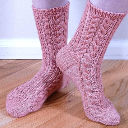 Seeded Cable Socks