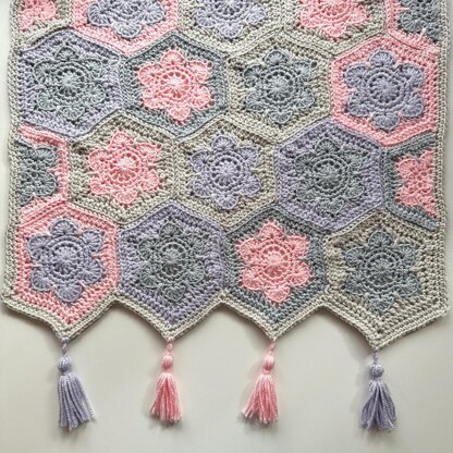 Cozy Hexi Flower Blanket