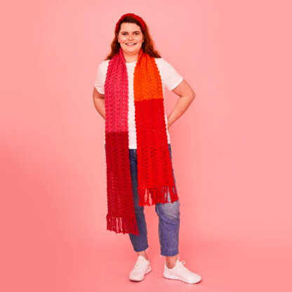 Paintbox Yarns Cheerful Cable Scarf (Free)