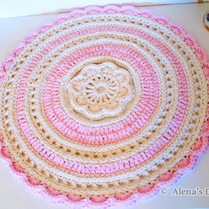 Graceful Flower Placemat