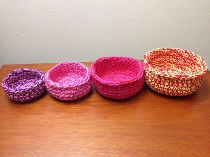 Colorful Nesting Bowls