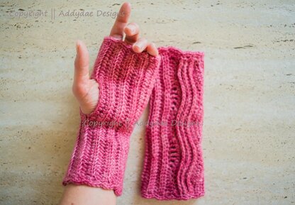 Brindabella Mitts (UK & US terms)