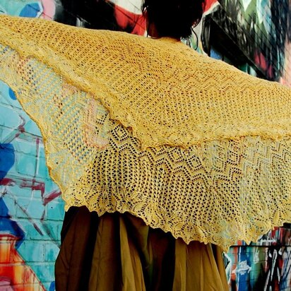 Ju Hua, a circle shawl