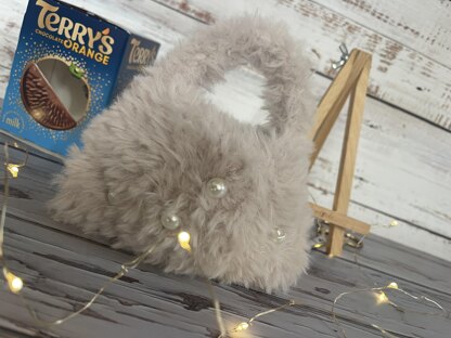 Fur Handbag Chocolate Orange Cover Knitting Pattern