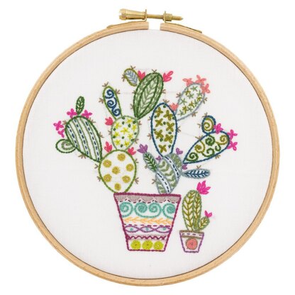 Un Chat Dans L'Aiguille Cactus Contemporary Embroidery Kit