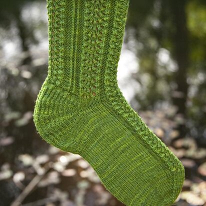 Feather & Foliage - knitting pattern